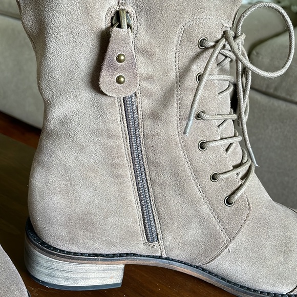 Sundance: (Price Firm) Boots by Chocolat Blu - Picture 7 of 9